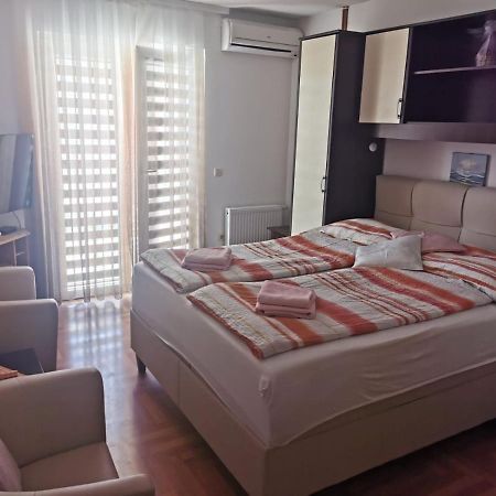 Apartments Ivi فير المظهر الخارجي الصورة